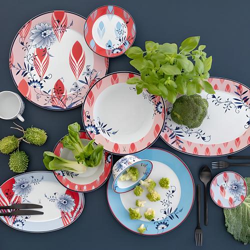 Тарелка обеденная Bloomy Feathers