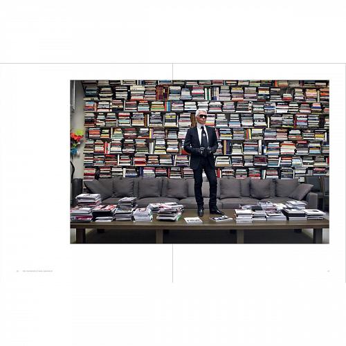 Книга Karl Lagerfeld A Life in House