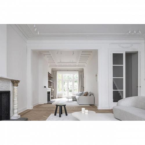 Книга World s Best - 50 Interiors from around the Globe